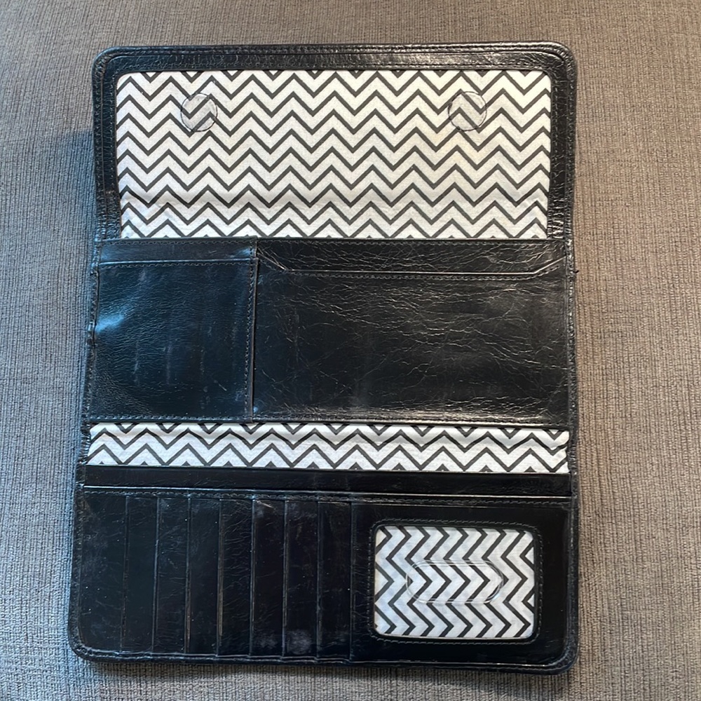 Hobo Wallet - Picture 4 of 7